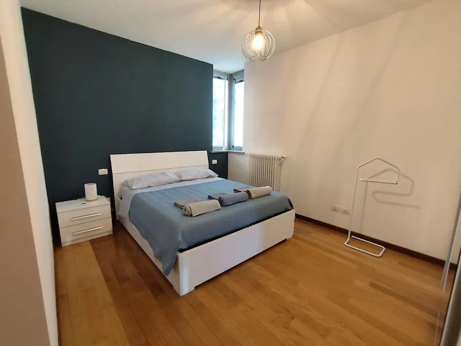 La Rocca Home, Bilocale Con Giardino A Forli 0*,  Italy