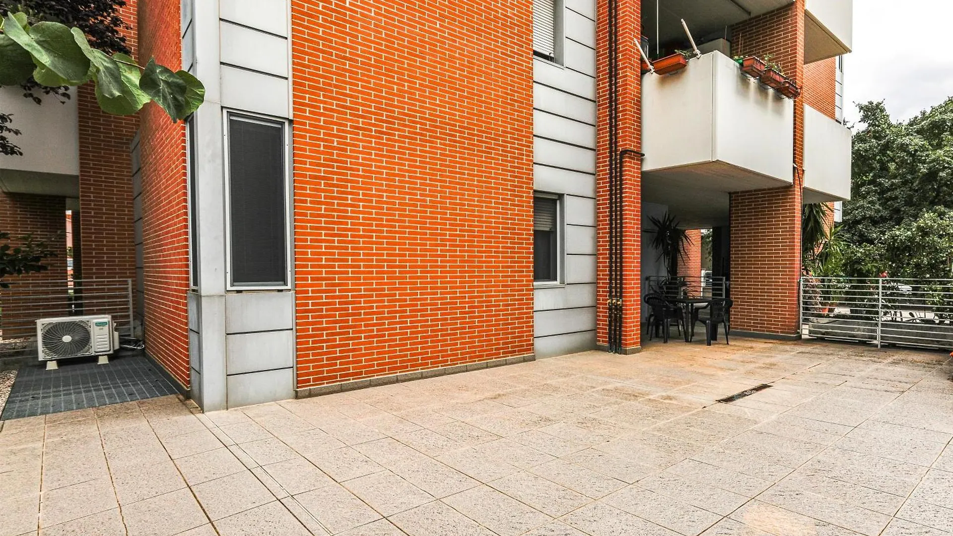 Apartment La Rocca Home, Bilocale Con Giardino A Forli Italy
